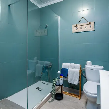 Renovated Feb25 Clerigos Cozy Balcony With Self Check In Apartment Porto Exterior photo