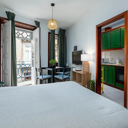 Renovated Feb25 Clerigos Cozy Balcony With Self Check In Apartment Porto Exterior photo