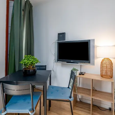 Renovated Feb25 Clerigos Cozy Balcony With Self Check In Apartment Porto Exterior photo